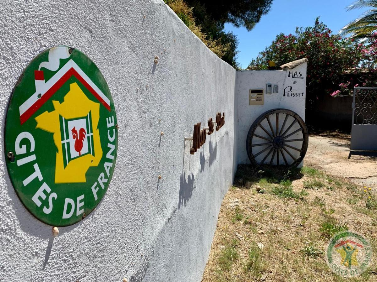 Mas De Plisset Lägenhet Saint-Gilles  Exteriör bild
