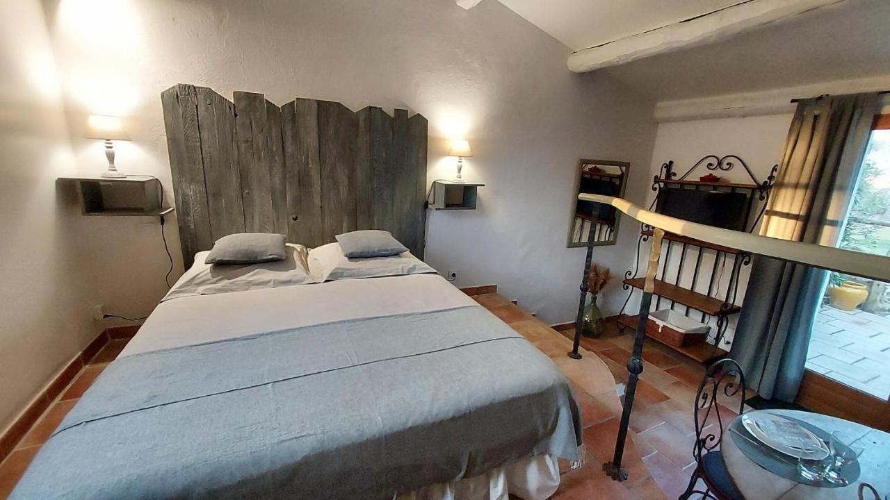 Mas De Plisset Lägenhet Saint-Gilles  Exteriör bild