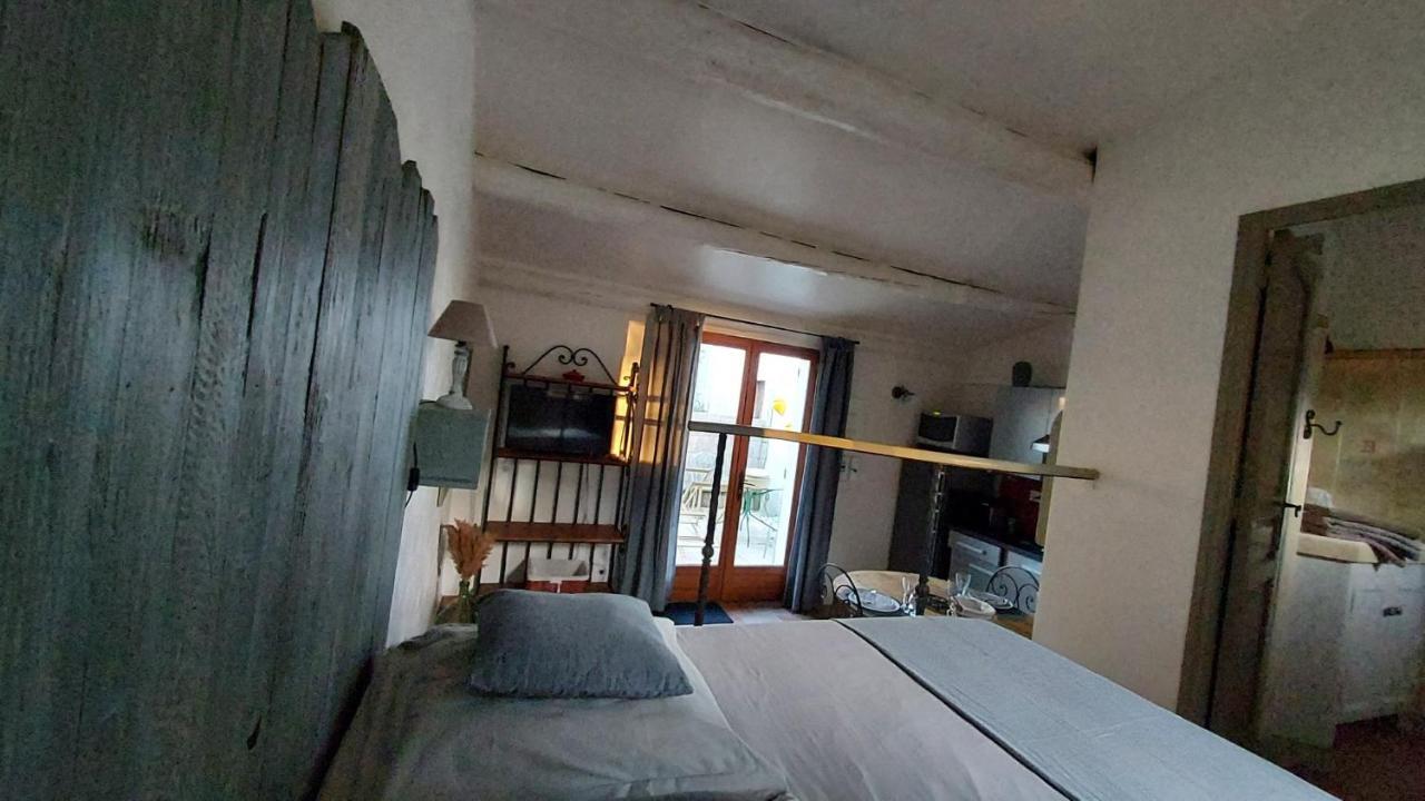 Mas De Plisset Lägenhet Saint-Gilles  Exteriör bild