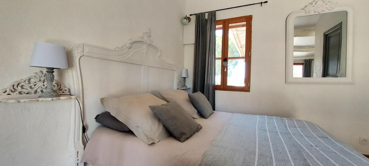 Mas De Plisset Lägenhet Saint-Gilles  Exteriör bild